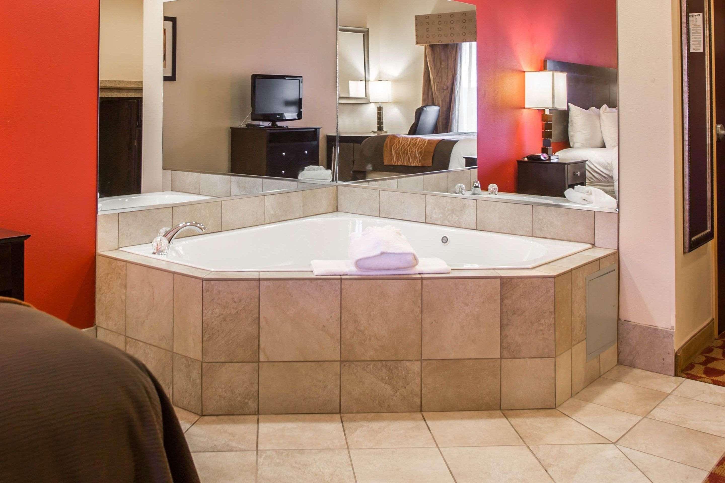 Comfort Inn & Suites Augusta Fort Eisenhower Area Zewnętrze zdjęcie